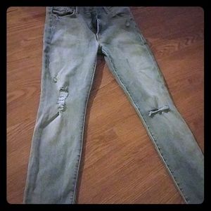 MOTHER HIGH WAISTED  LOOKER CROP JEANS